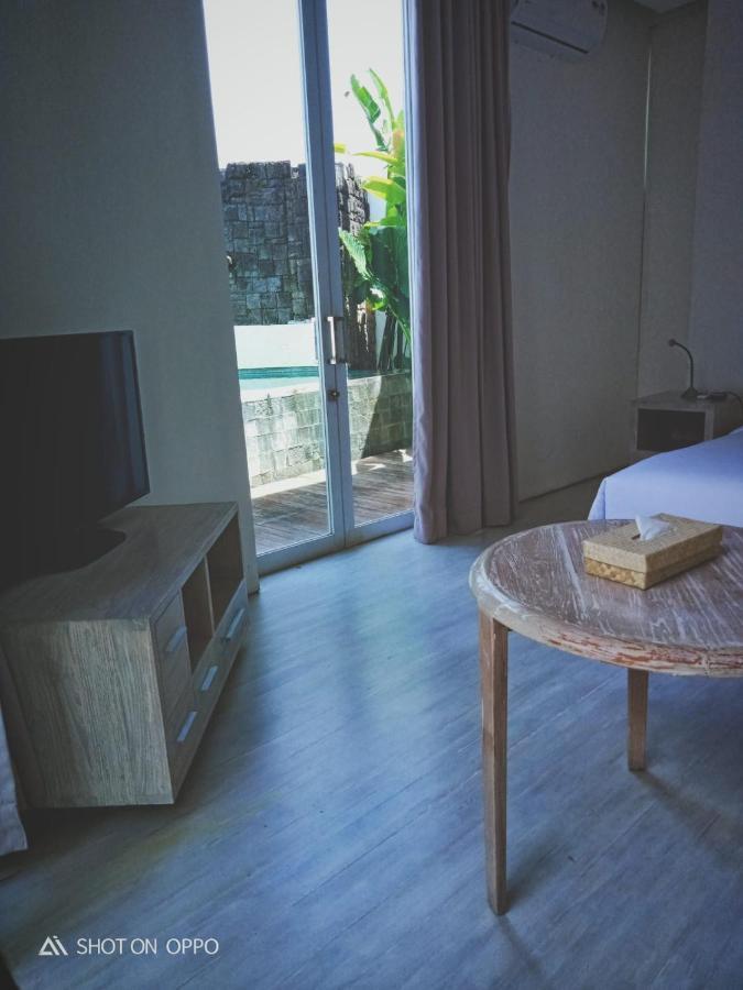 Sari * Seminyak (Bali)